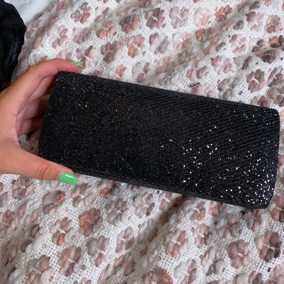 Black Sparkle Clutch w/ crossbody chain - Picture 1 of 5